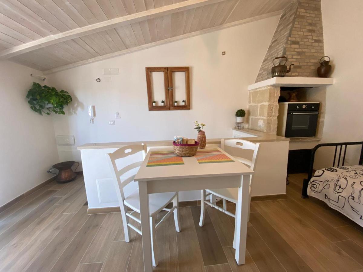 Racconti Di Pietra Bed & Breakfast Conversano Exterior photo